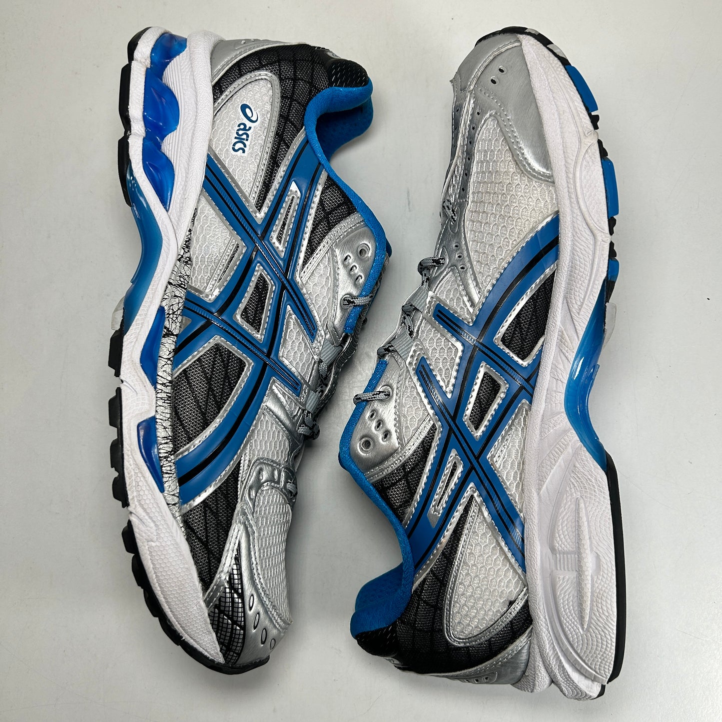 1203A543 101 ASICS Gel-Nimbus 10.1 White Directoire Blue [USED] - 10 M (Used) (Replace Box)