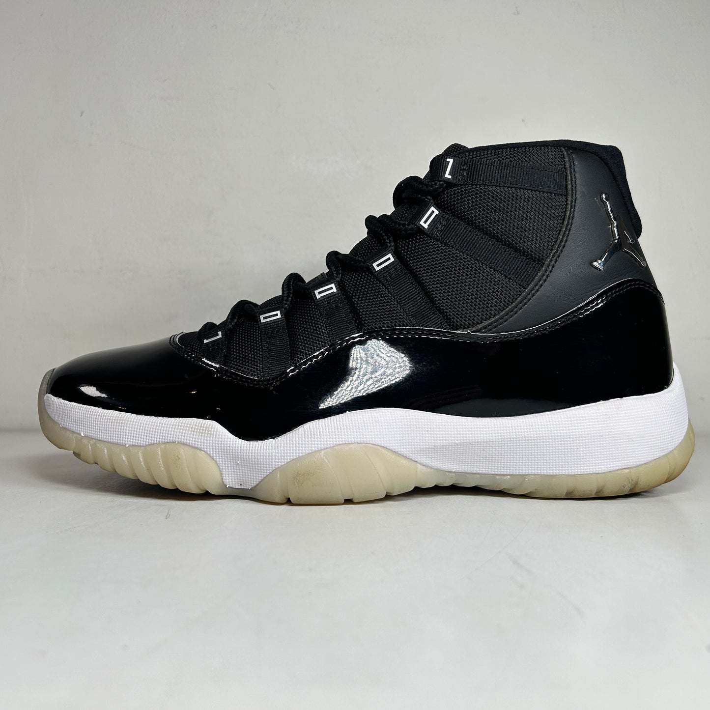 CT8012 011 Jordan 11 Jubilee [USED] - 11.5 M (Used)