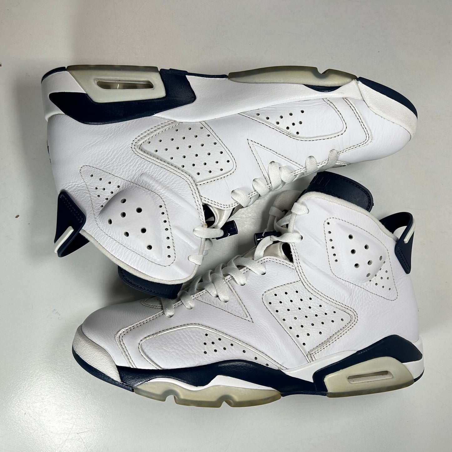 CT8529 141 Jordan 6 Retro Midnight Navy (2022) [USED] - 11 M (Used)