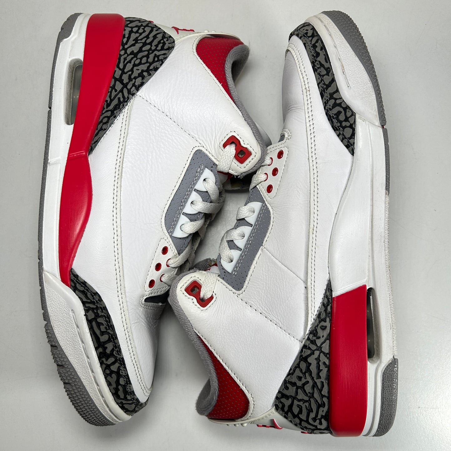 DN3707 160 Jordan 3 Retro Fire Red (2022) [USED] - 9 M (Used2)