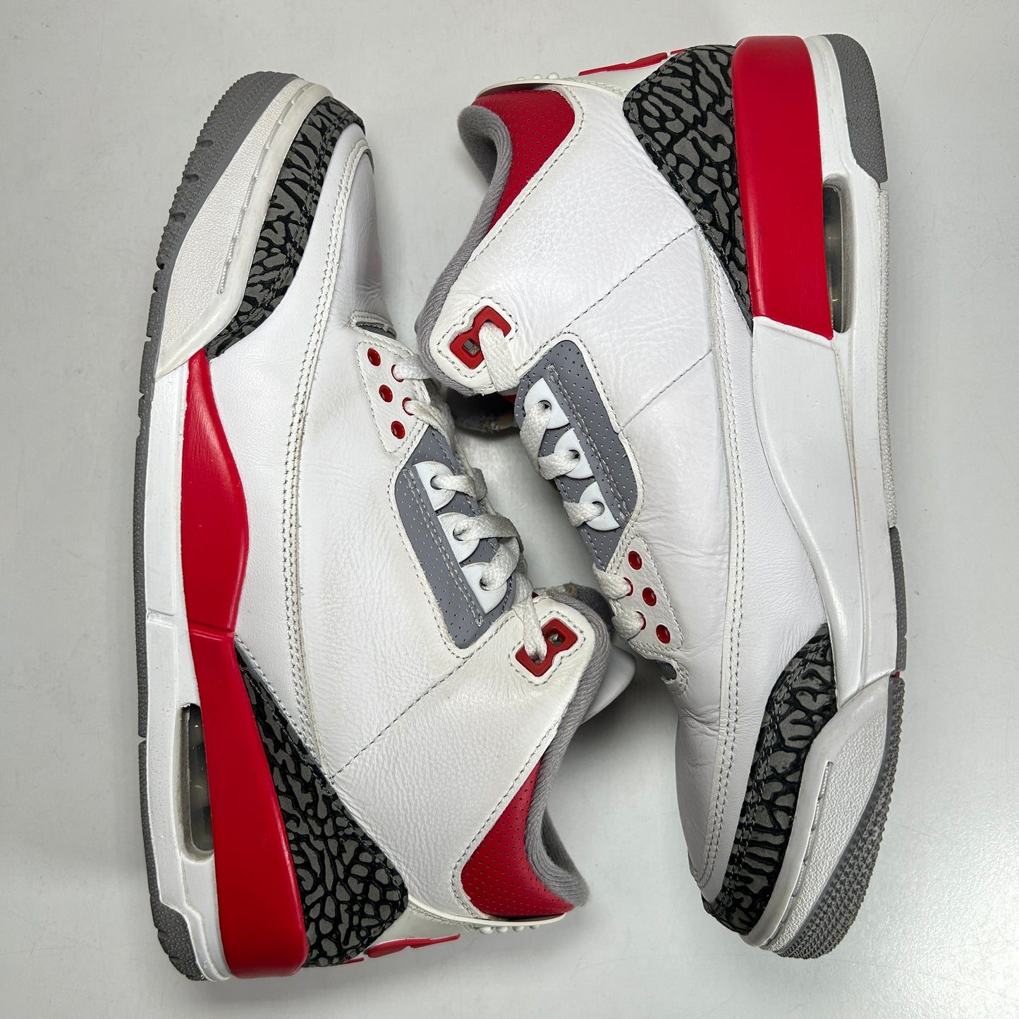 DN3707 160 Jordan 3 Retro Fire Red (2022) [USED] - 9 M (Used2)