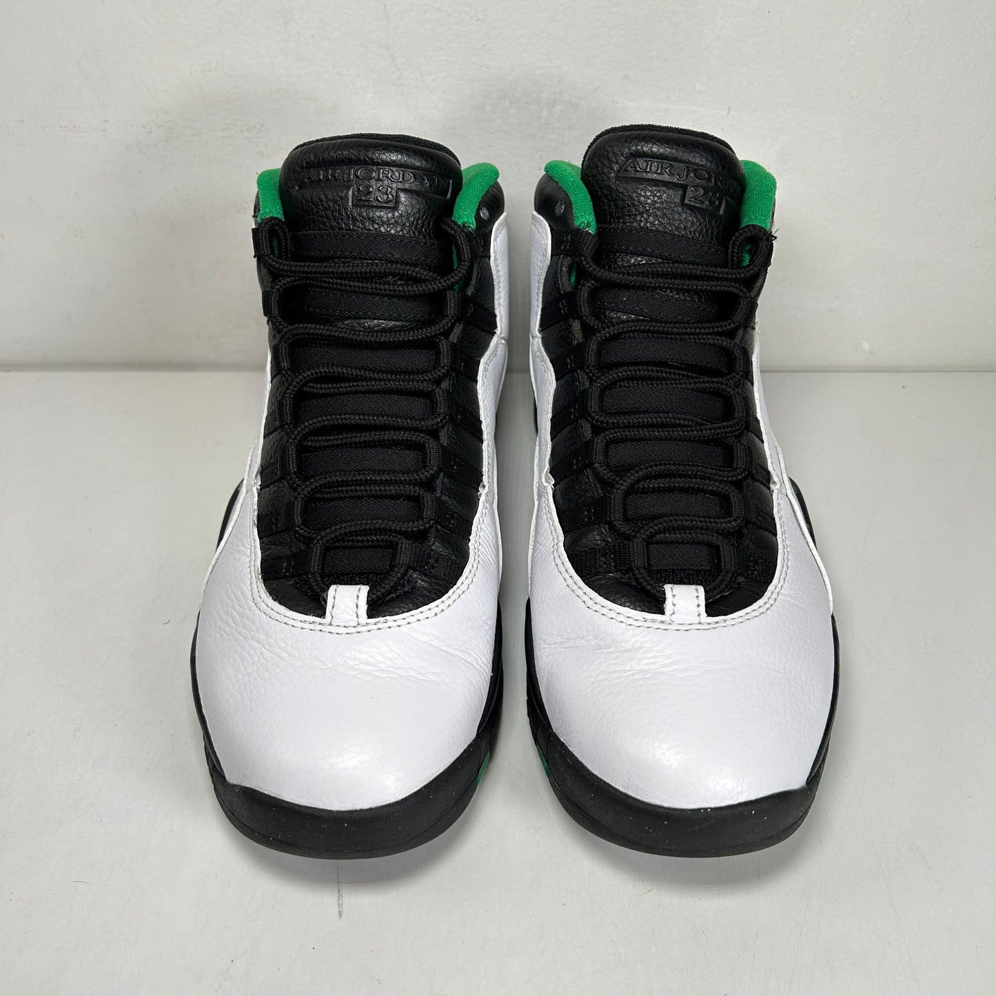 310805 137 Jordan 10 Retro Seattle [USED] - 9 M (Used)