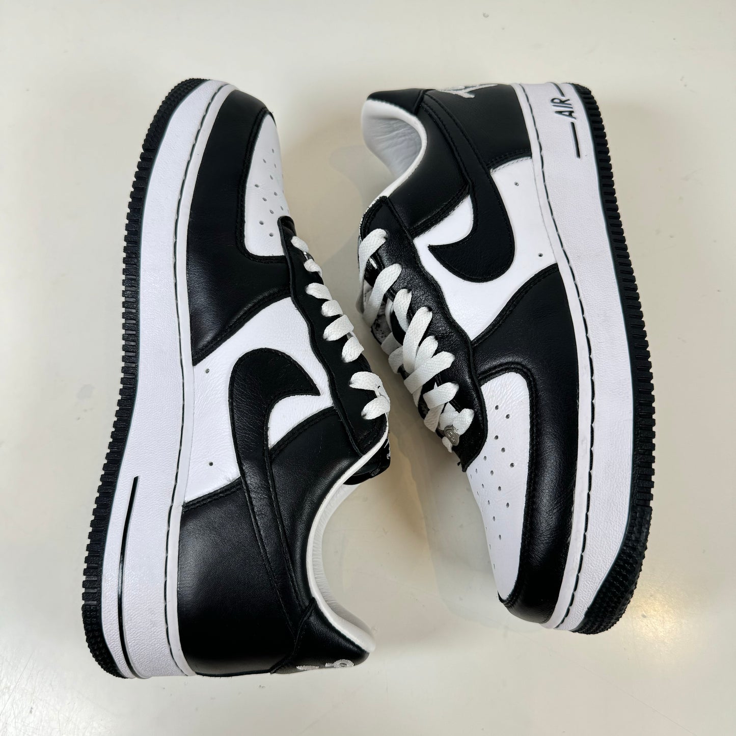 FJ5756 100 Nike Air Force 1 Low QS Terror Squad Blackout [USED] - 9 M (Used)