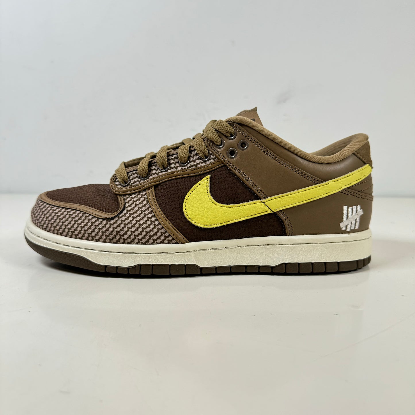 DH3061 200 Nike Dunk Low SP INVICTO Cantina Dunk