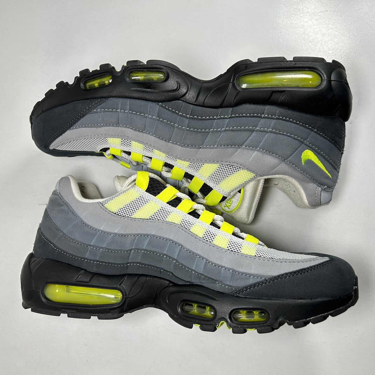 CT1689 001 Nike Air Max 95 OG Neon (2020) [USED] - 9.5 (Used)