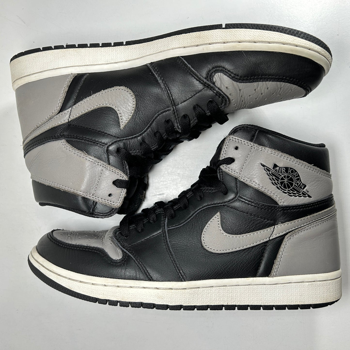 555088 013 Jordan 1 Shadow (2018) [USED] - 10.5 M (Used) (No Box)