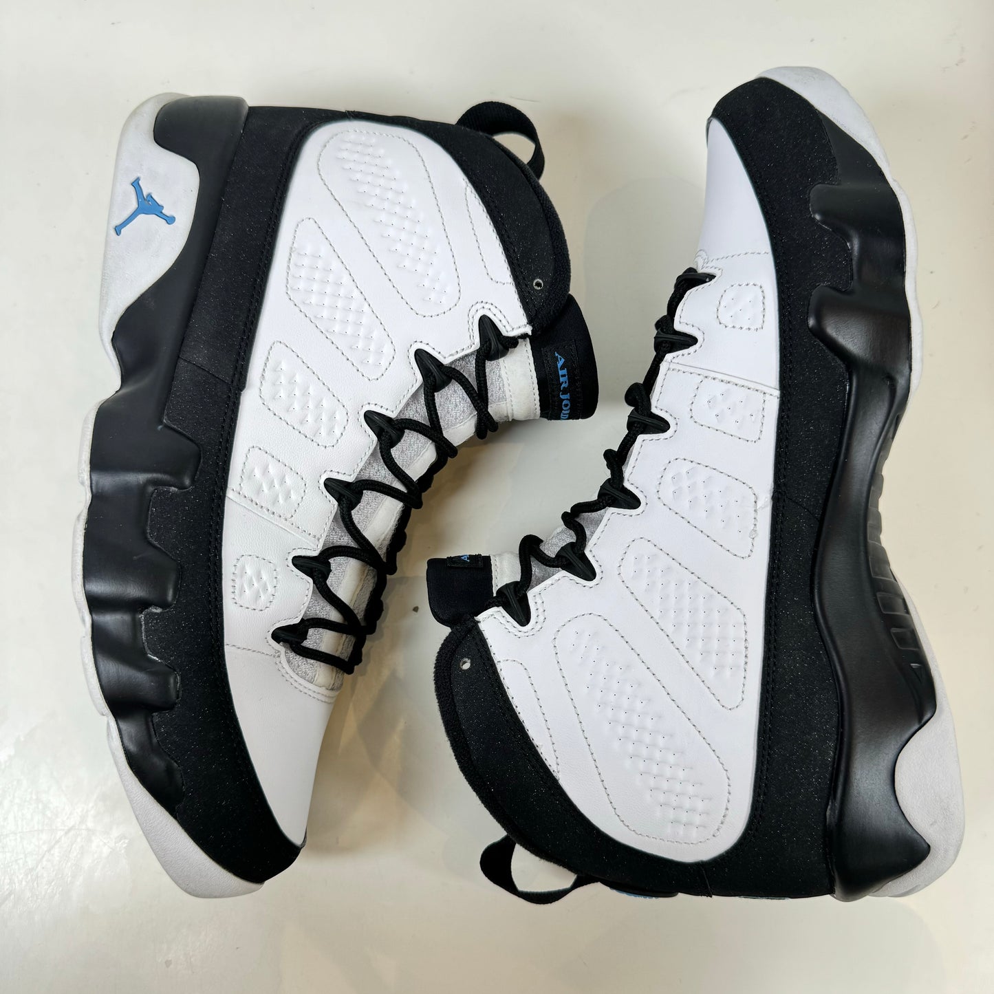 CT8019 140 Jordan 9 Retro University Blue [USED] - 10.5 M (Used)