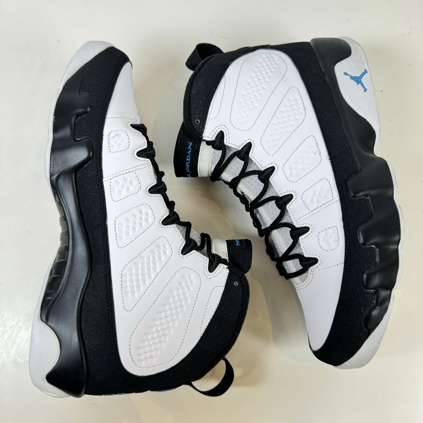 CT8019 140 Jordan 9 Retro University Blue [USED] - 10.5 M (Used)