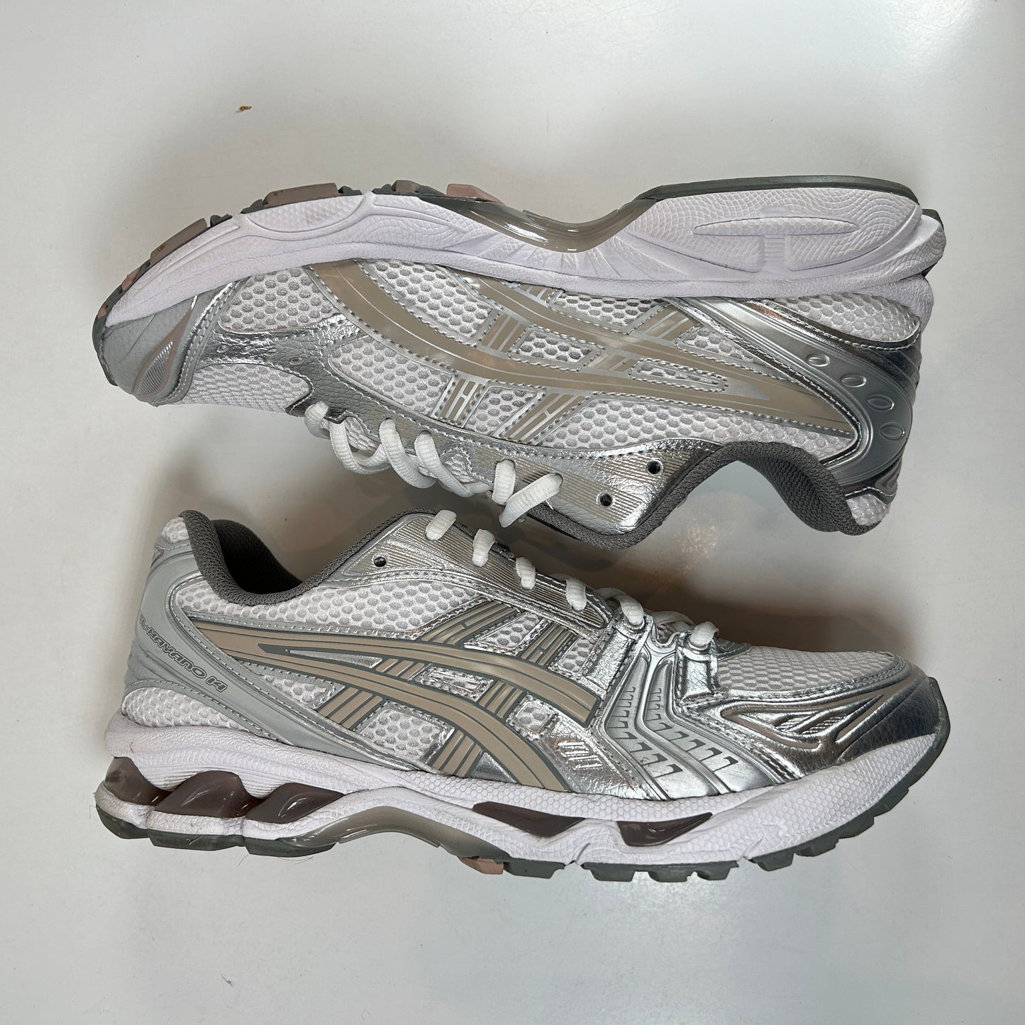 1202A056 106 ASICS Gel-Kayano 14 White Moonrock (Women's) [USED] - 9 W (Used)