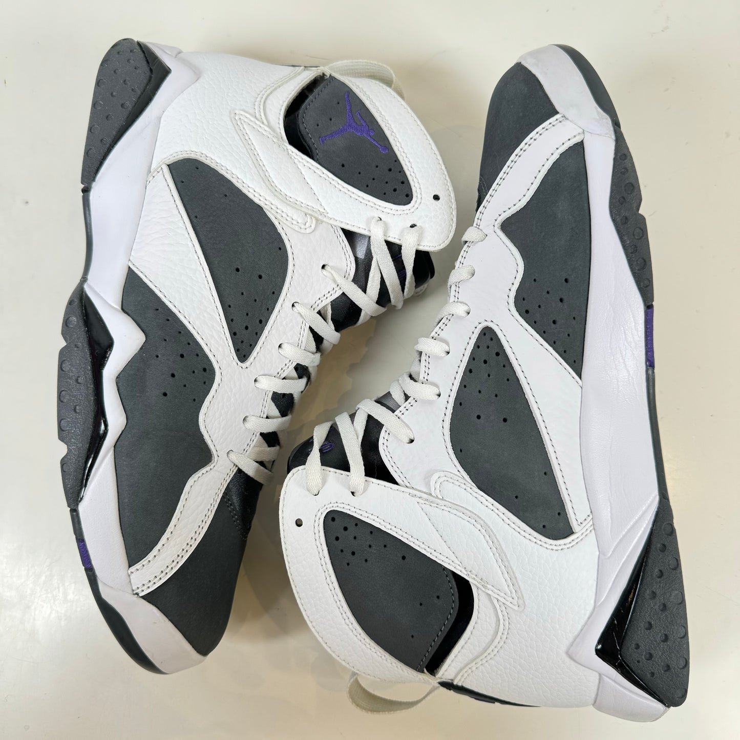 CU9307 100 Jordan 7 Flint [USED] - 10.5 M (Used)