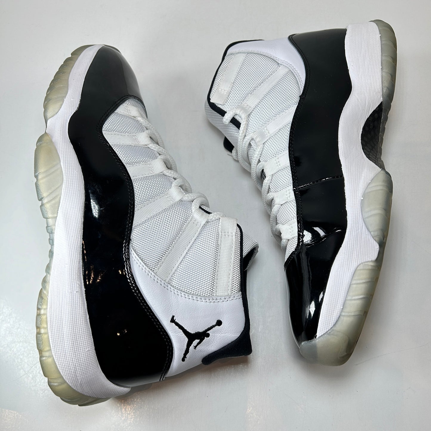 378037 100 Jordan 11 Retro Concord (2018) [USED] - 10.5 M (Used2)