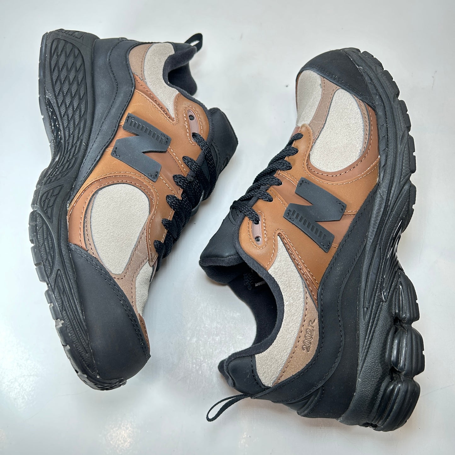 M2002RBC New Balance 2002R The Basement Earth Brown [USED] - 8 M (Used)