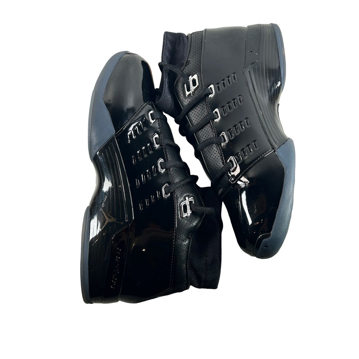 IV7640 001 Air Jordan 17 Low Black Patent [USED] - 10.5 M (Used)