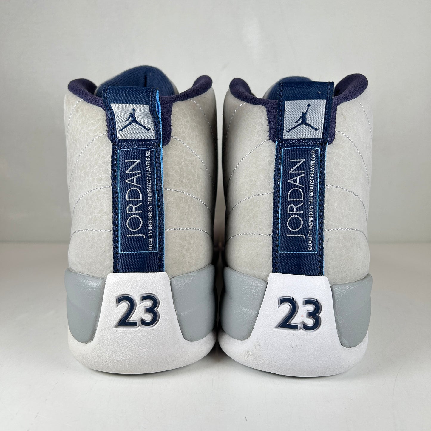 130690 007 Jordan 12 Retro Grey University Blue [CONDITIONAL] - 10 M (Scratch on Toe Box)