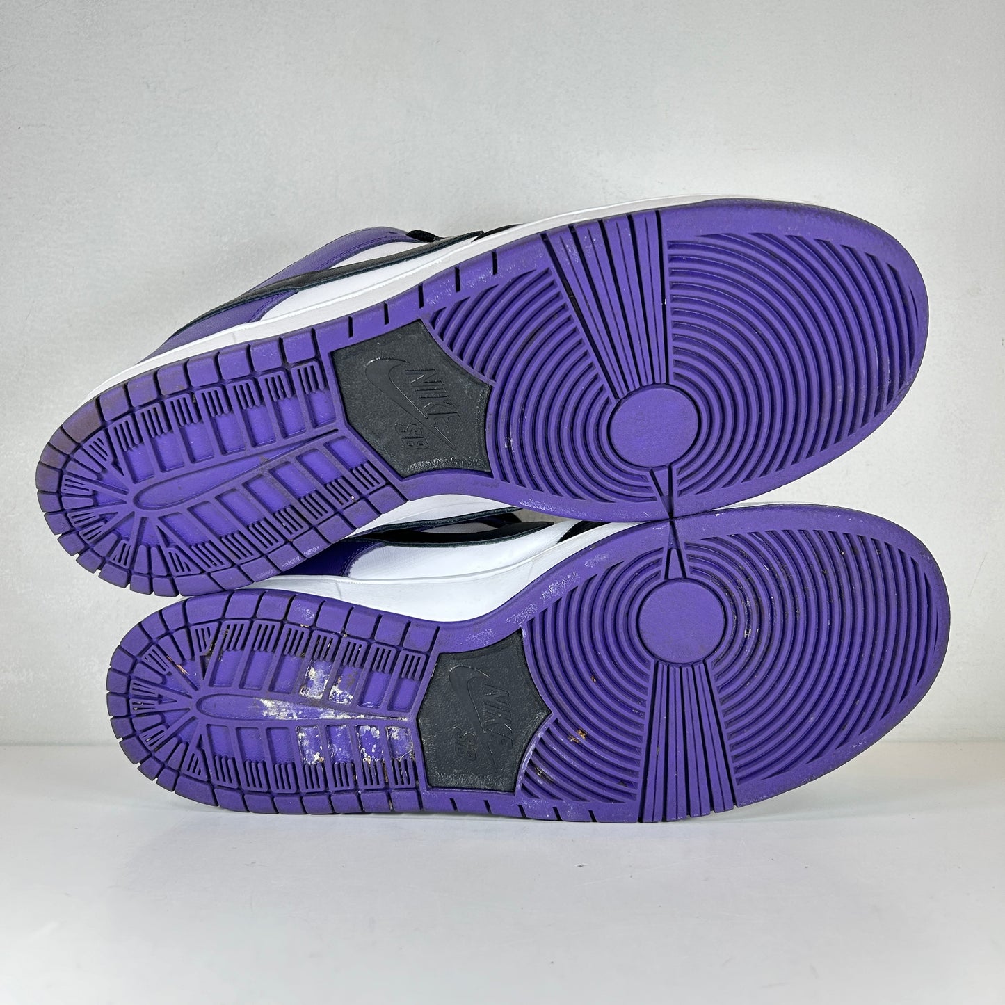 BQ6817 500 Nike SB Dunk Low Court Purple [USED] - 13 M (Used)