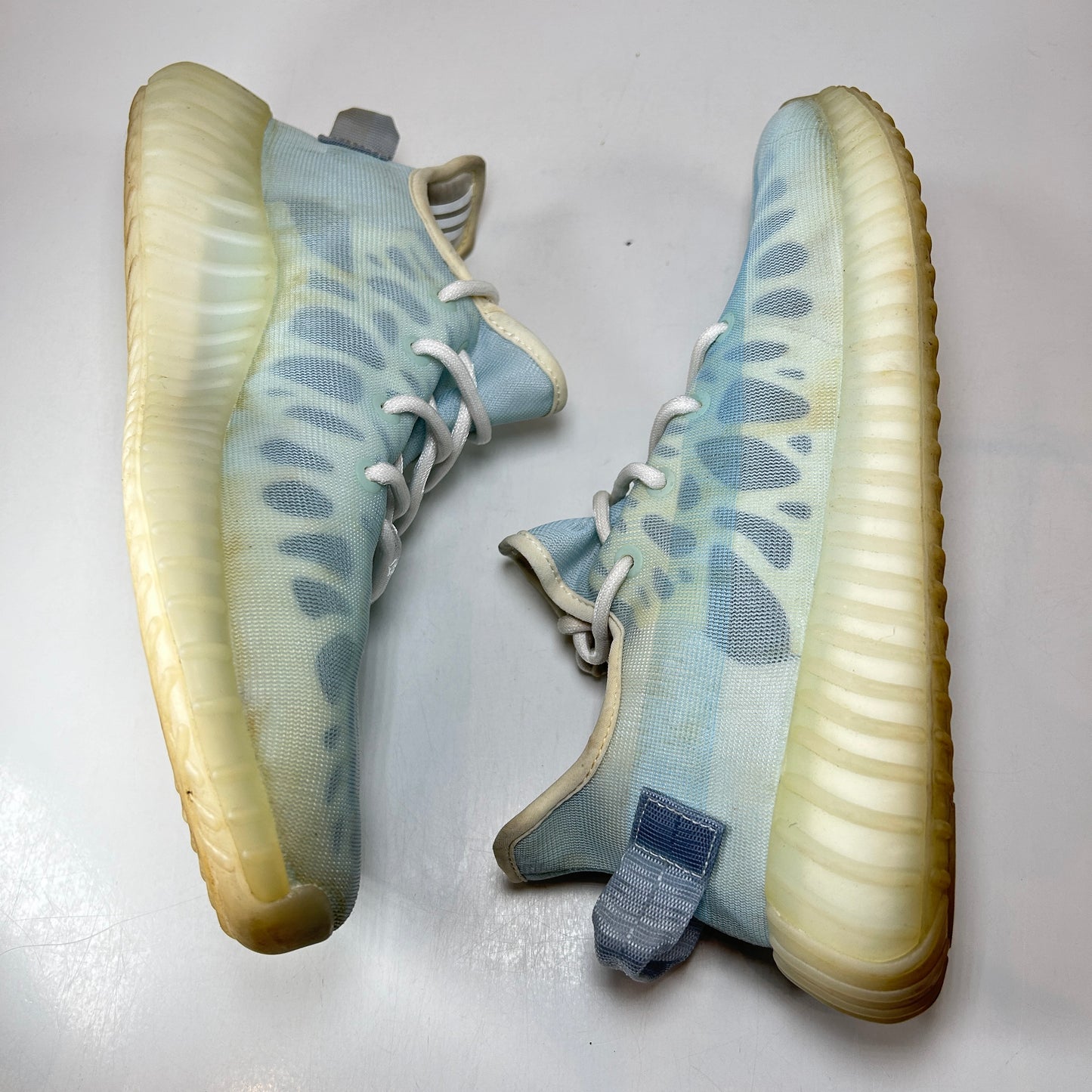 GW2869 adidas Yeezy Boost 350 V2 Mono Ice [USED] - 9 M (Used)