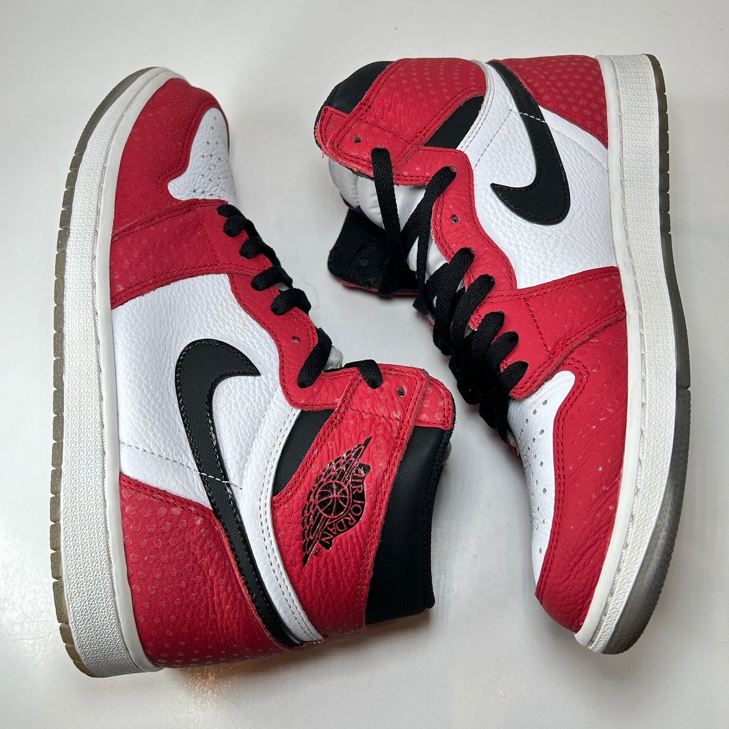 555088 602 Jordan 1 Retro High Spider-Man Origin Story [USED] - 10.5 M (Used)