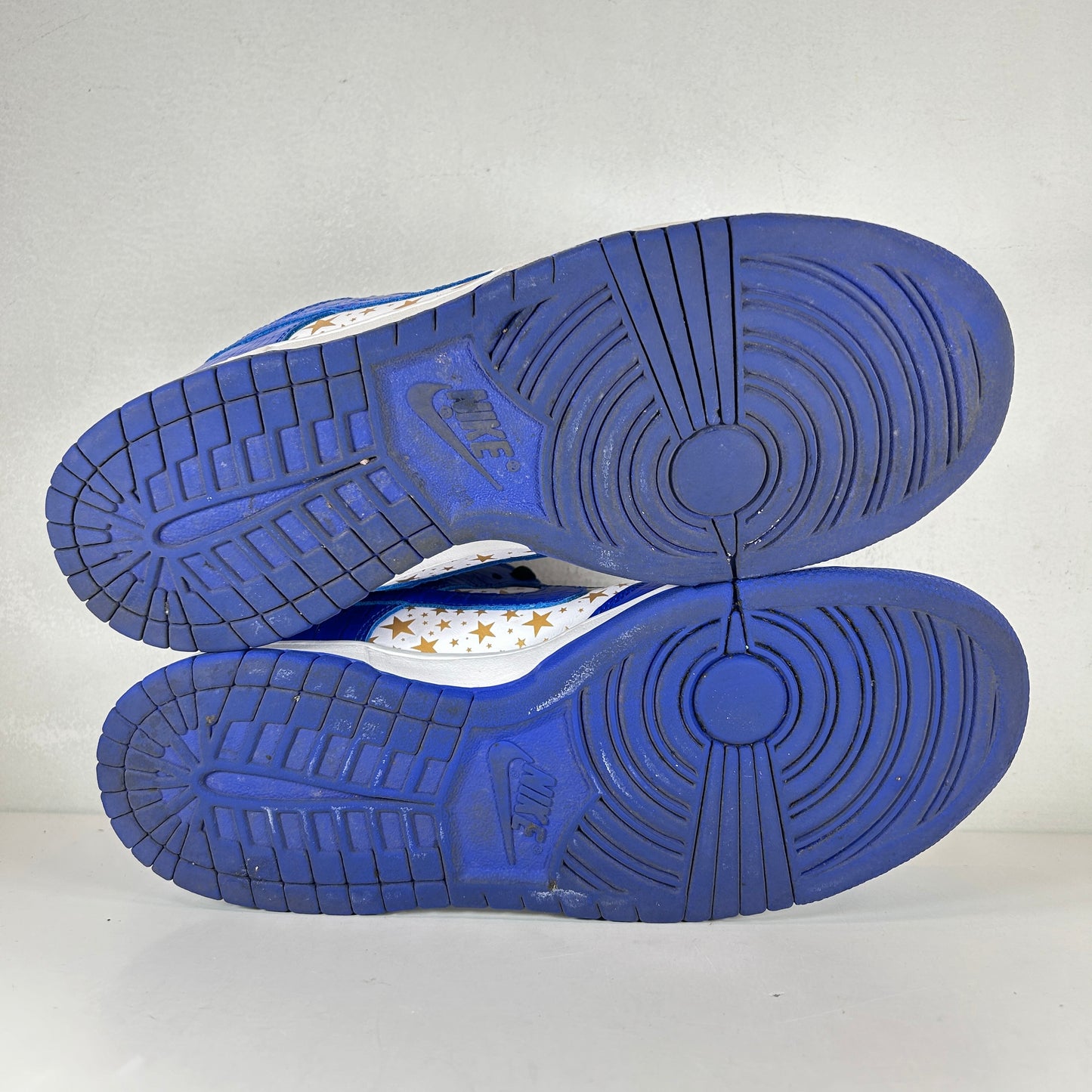 DH3228 100 Nike SB Dunk Low Supreme Stars Hyper Royal (2021) [USED] - 9.5 M (Used)