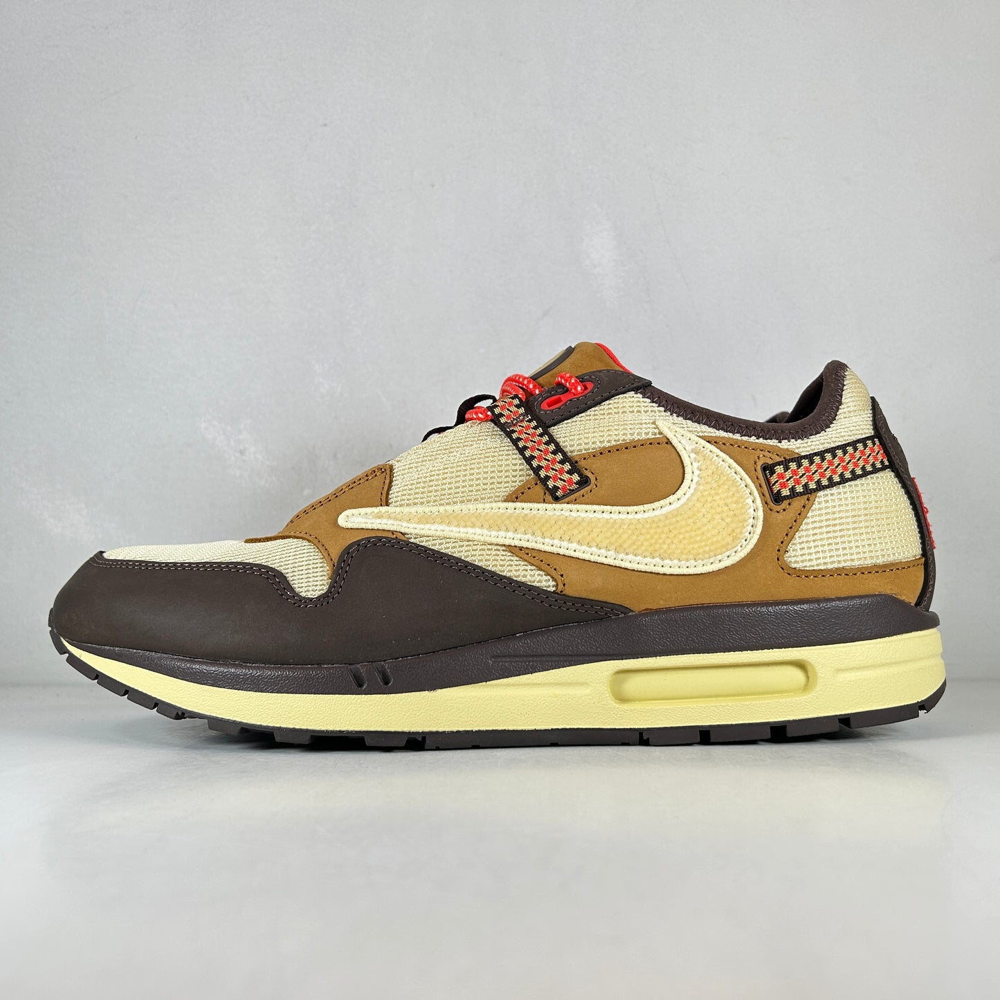 DO9392 200 Nike Air Max 1 Travis Scott Brown [USED] - 13 M (VNDS)