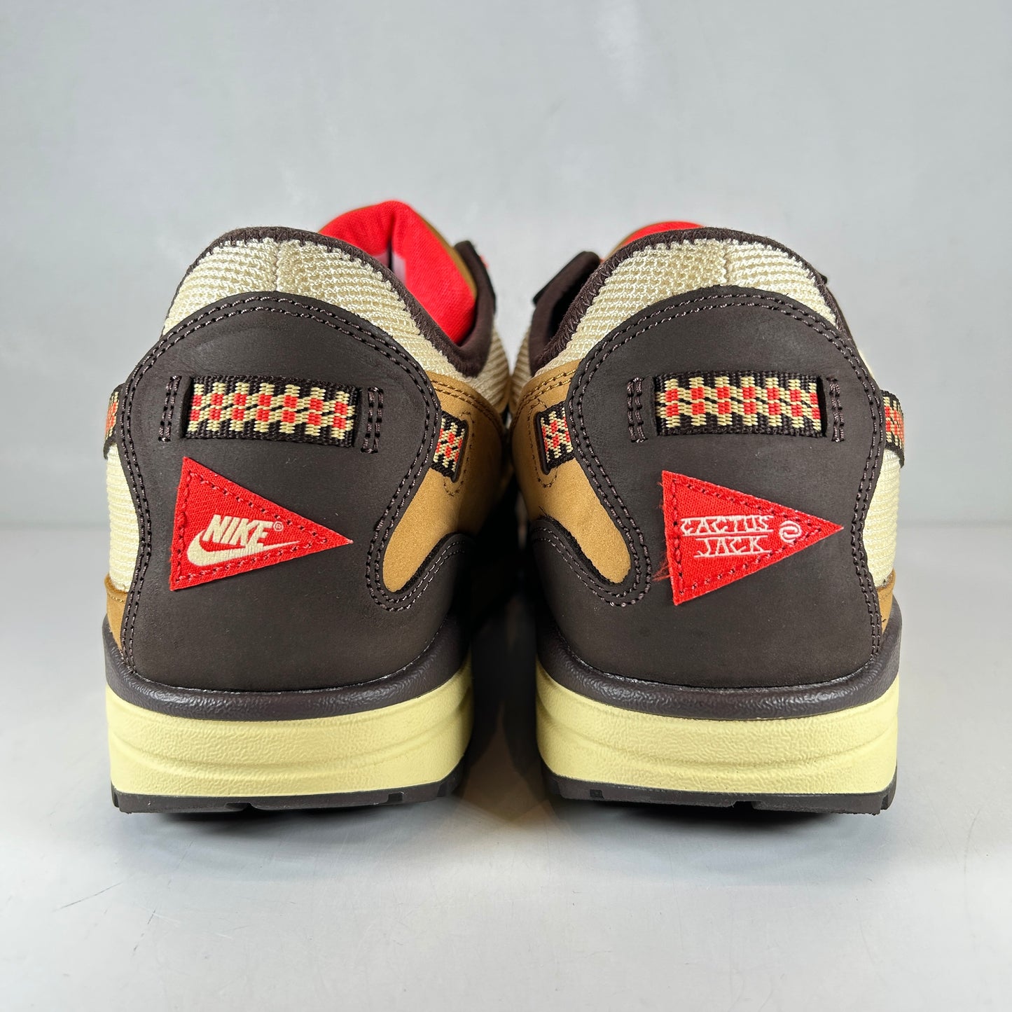 DO9392 200 Nike Air Max 1 Travis Scott Brown [USED] - 13 M (VNDS)