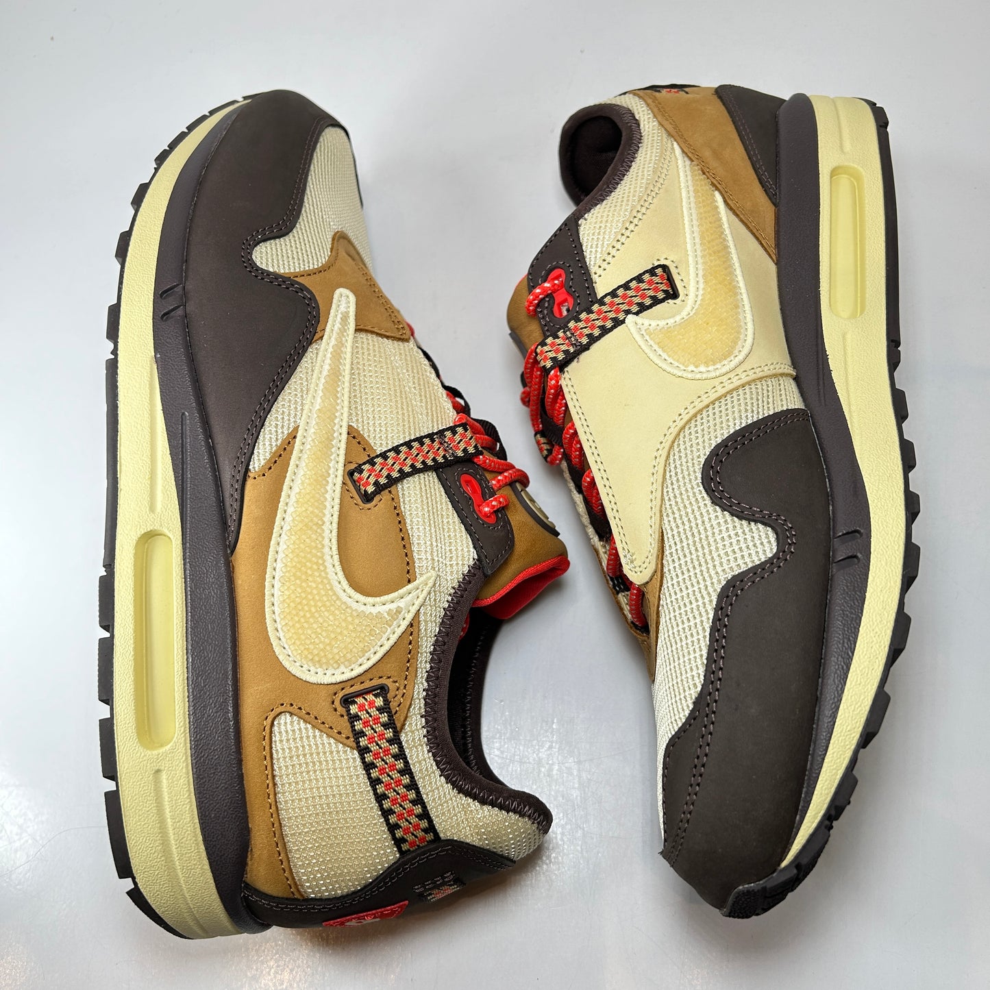 DO9392 200 Nike Air Max 1 Travis Scott Brown [USED] - 13 M (VNDS)