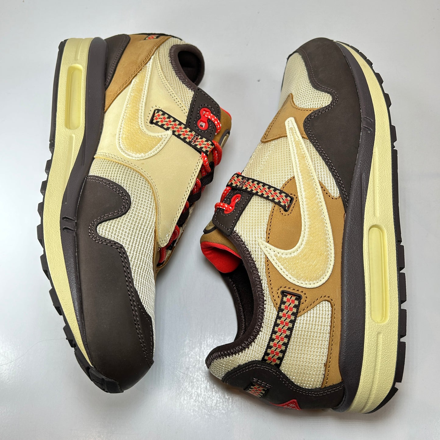 DO9392 200 Nike Air Max 1 Travis Scott Brown [USED] - 13 M (VNDS)