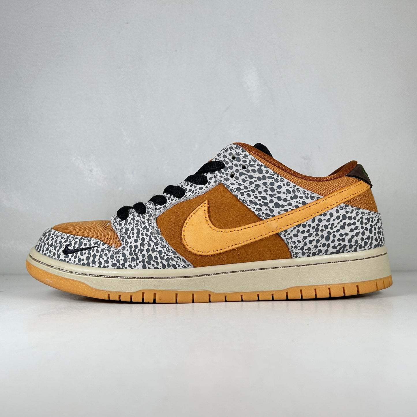 CD2563 002 Nike SB Dunk Low Safari [USED] - 9 M (Used2)