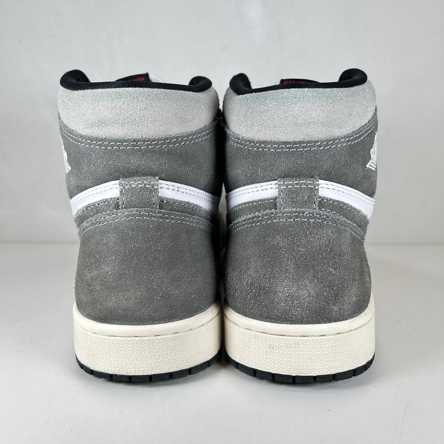 DZ5485 051 Jordan 1 Retro High OG Washed Black [USED] - 8.5 M (Used2)
