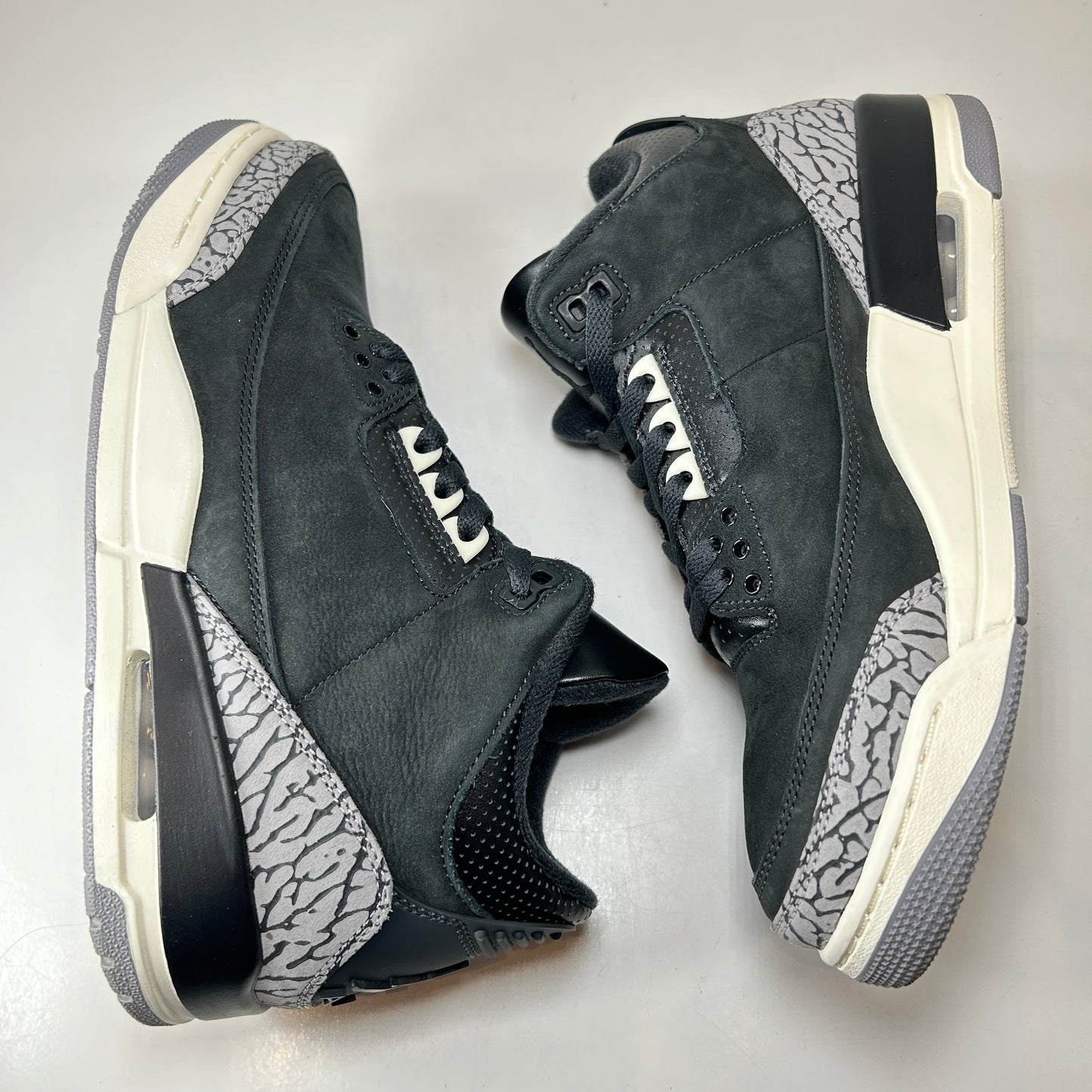 CK9246 001 Jordan 3 Retro Off Noir (Women's) [USED] - 10 W (Used)