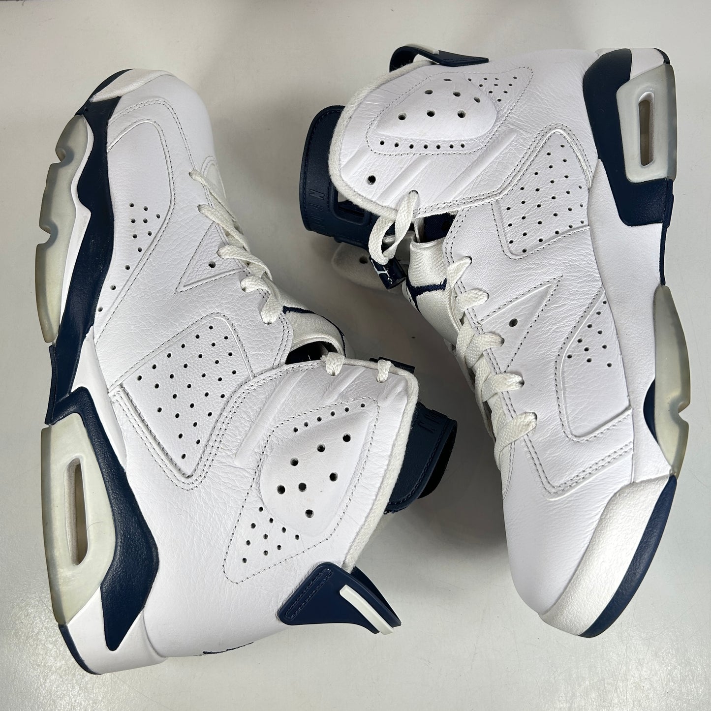 CT8529 141 Jordan 6 Retro Midnight Navy (2022) [USED] - 11 M (Used2)