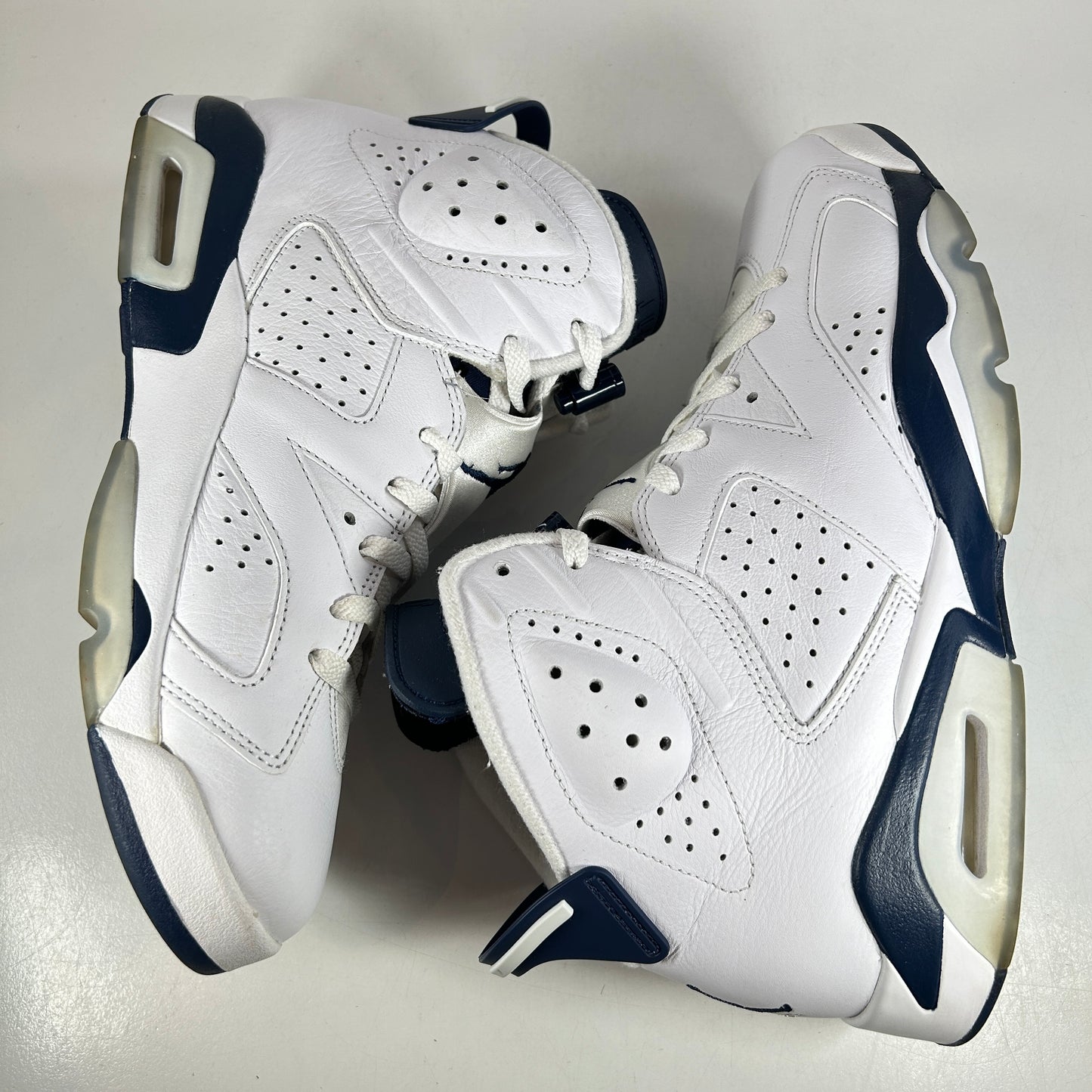 CT8529 141 Jordan 6 Retro Midnight Navy (2022) [USED] - 11 M (Used2)