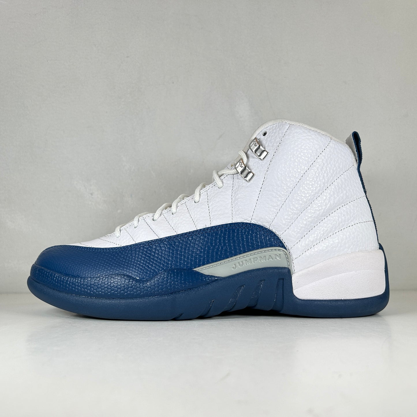 130690 113 Jordan 12 French Blue [USED] - 9.5 M (Used2)