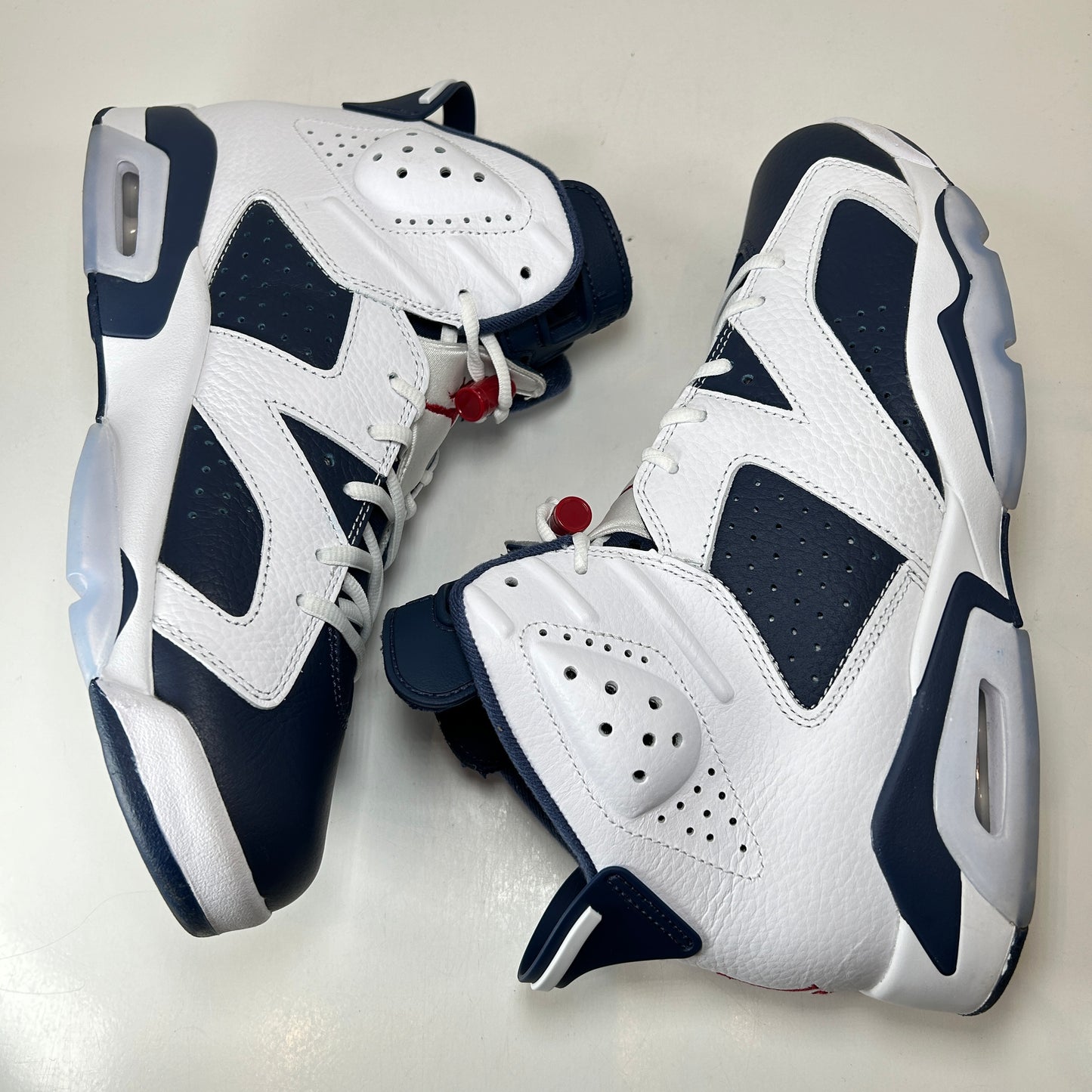 CT8529 164 Jordan 6 Retro Olympic (2024) - 11.5 M (Used)