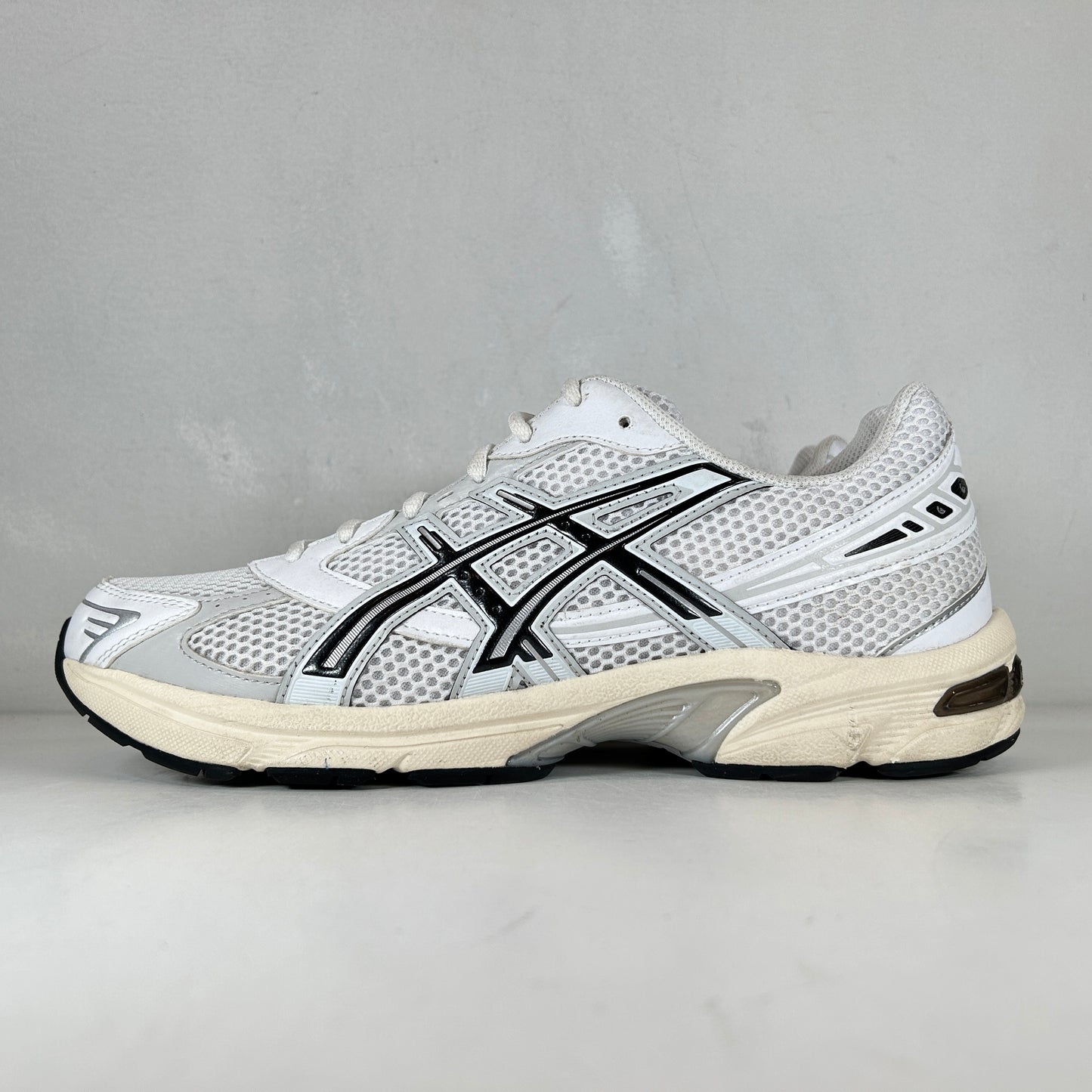 1201A256 118 ASICS Gel-1130 White Cloud Grey [USED] - 10.5 M (Used)