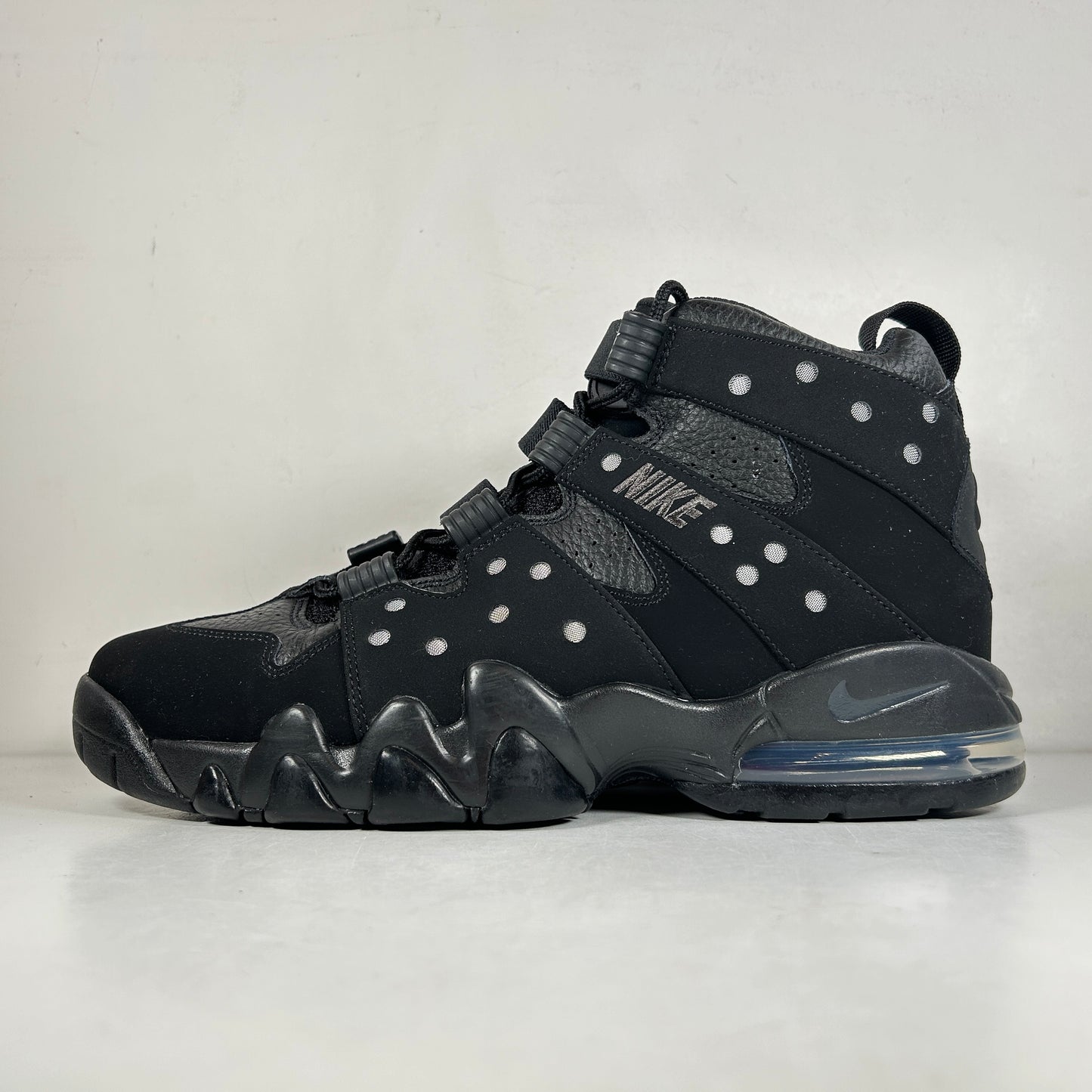 DC1411 001 Nike Air Max 2 CB '94 Triple Black (2020/2023) [USED] - 9.5 M (Used2)
