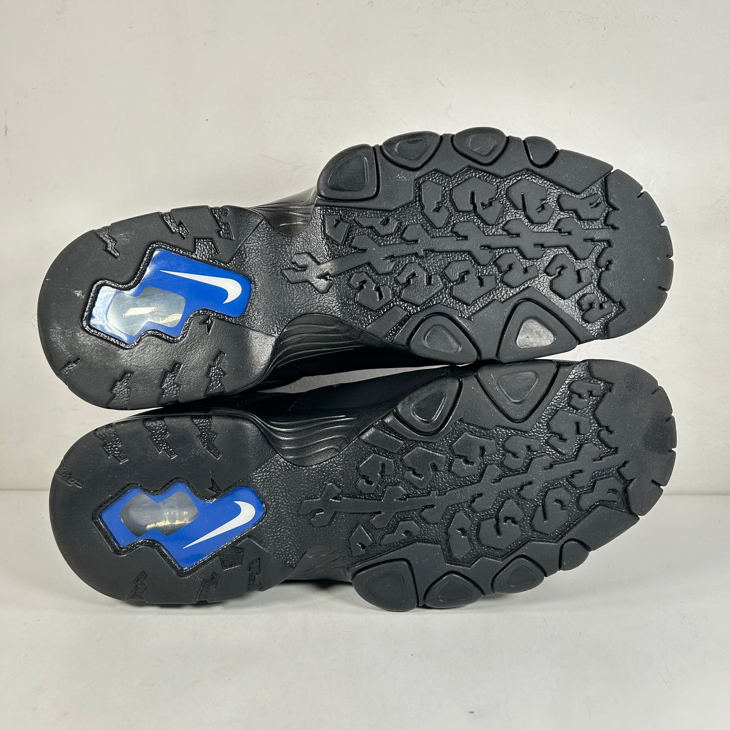 DC1411 001 Nike Air Max 2 CB '94 Triple Black (2020/2023) [USED] - 9.5 M (Used2)