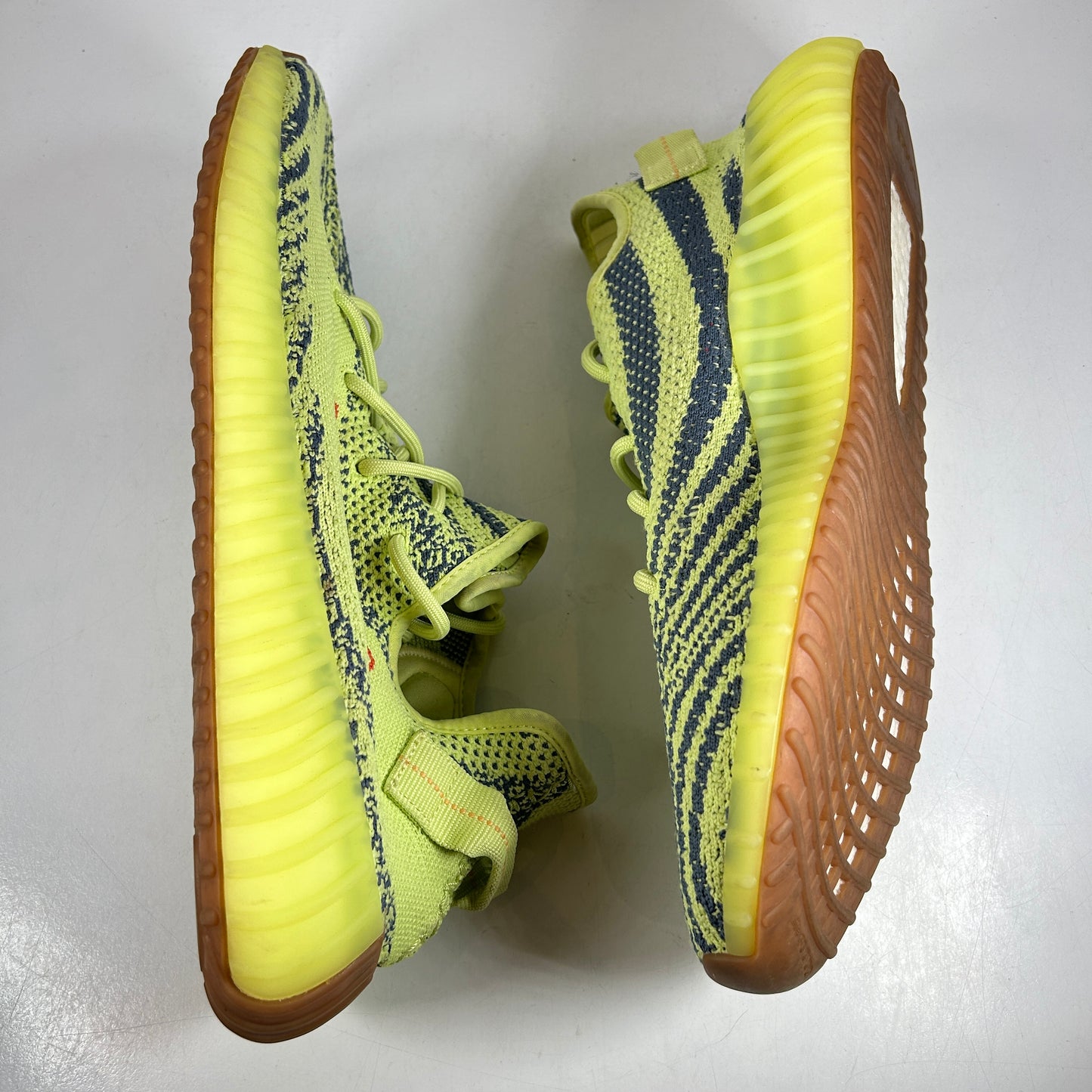 B37572 adidas Yeezy Boost 350 V2 Semi Frozen Yellow [USED] - 12 M (Used)