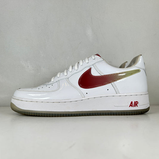 845053 105 Nike Air Force 1 Low Taiwan (2018) [USED] - 9 M (Used)