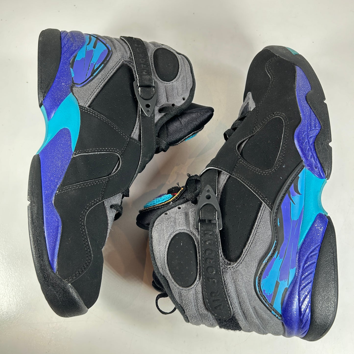305381 025 Jordan 8 Retro Aqua (2015) [USED] - 9.5 M (Used)