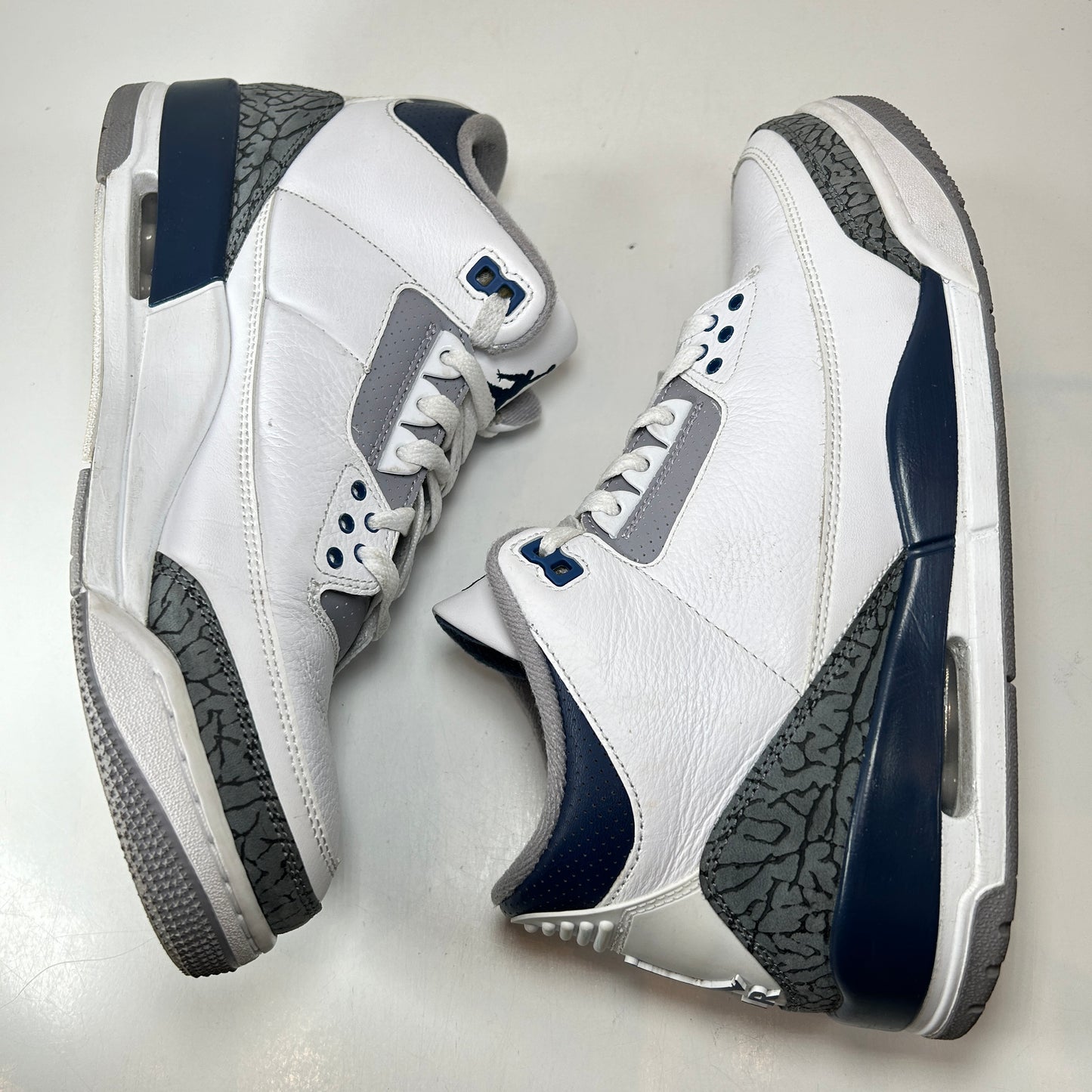 CT8532 140 Jordan 3 Retro Azul marino medianoche