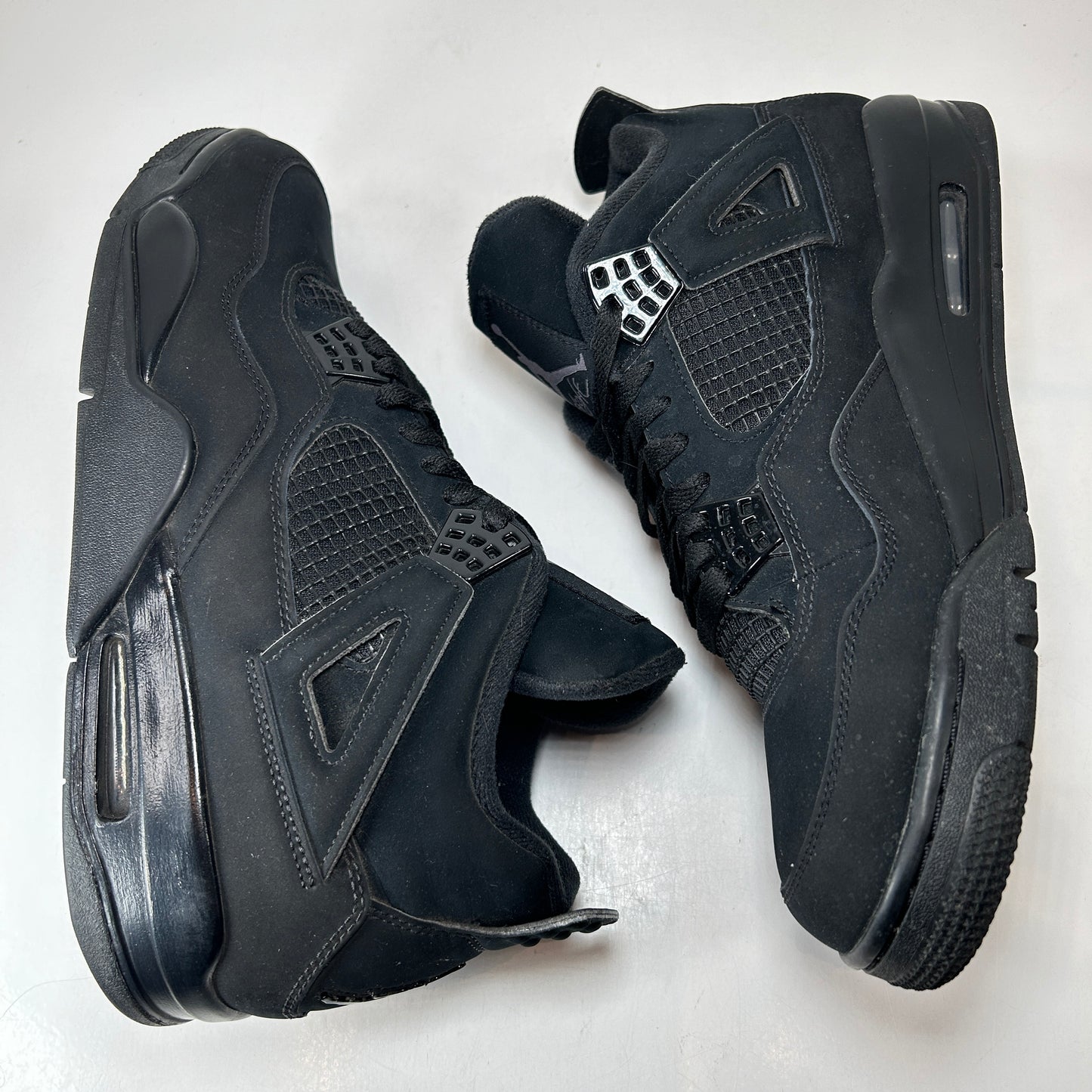 CU1110 010 Jordan 4 Gato Negro 2020