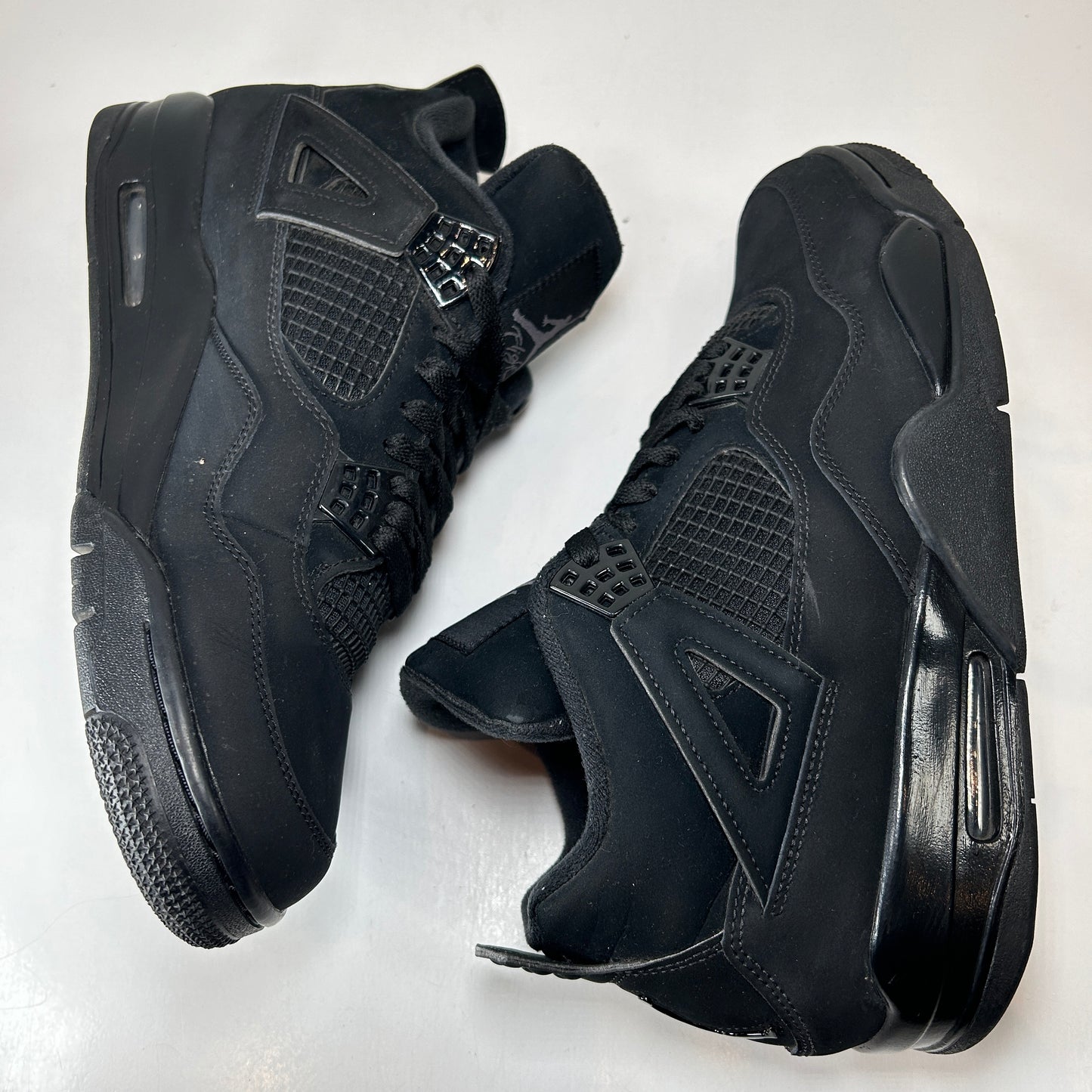 CU1110 010 Jordan 4 Gato Negro 2020