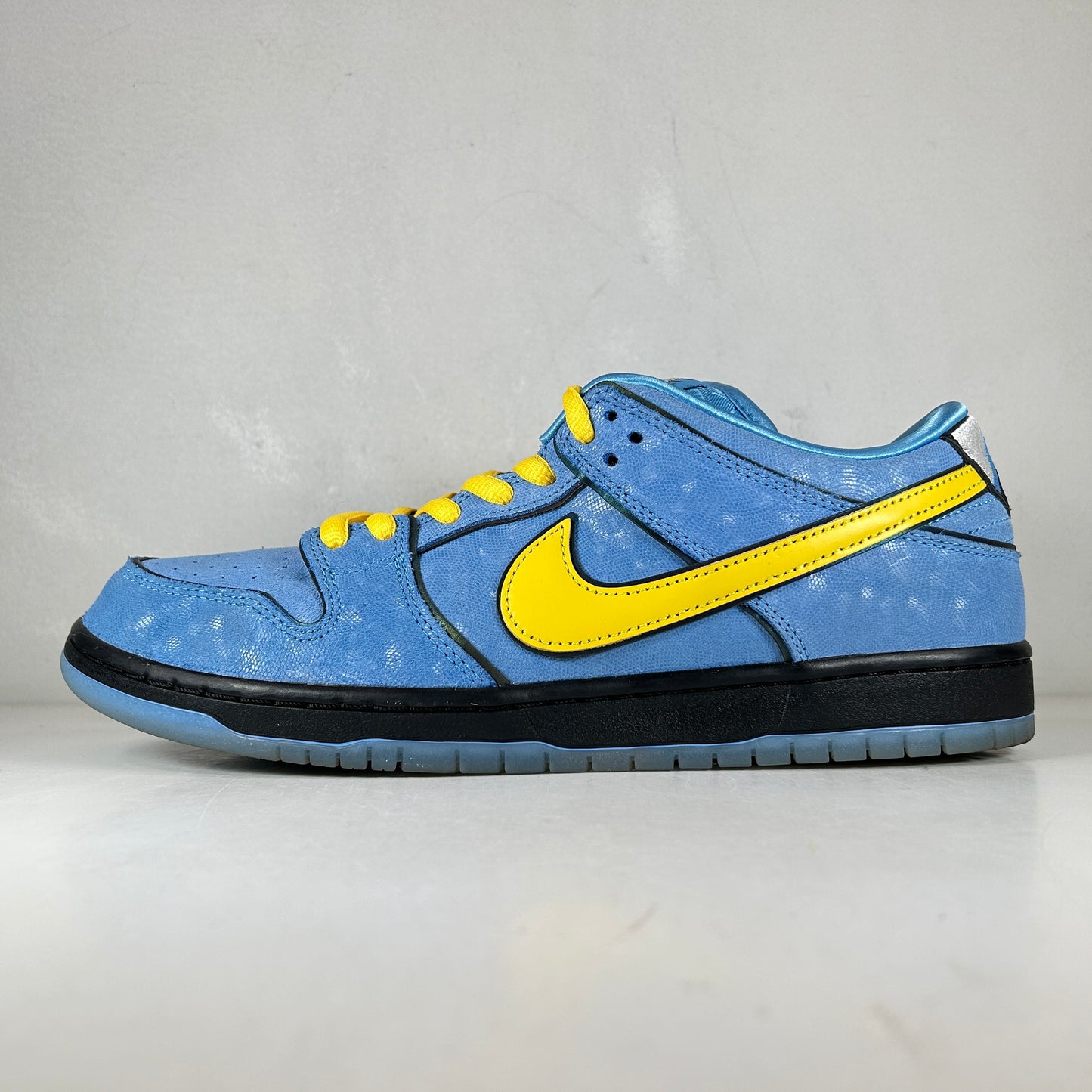 FZ8320 400 Nike SB Dunk Low Las Chicas Superpoderosas Burbujas