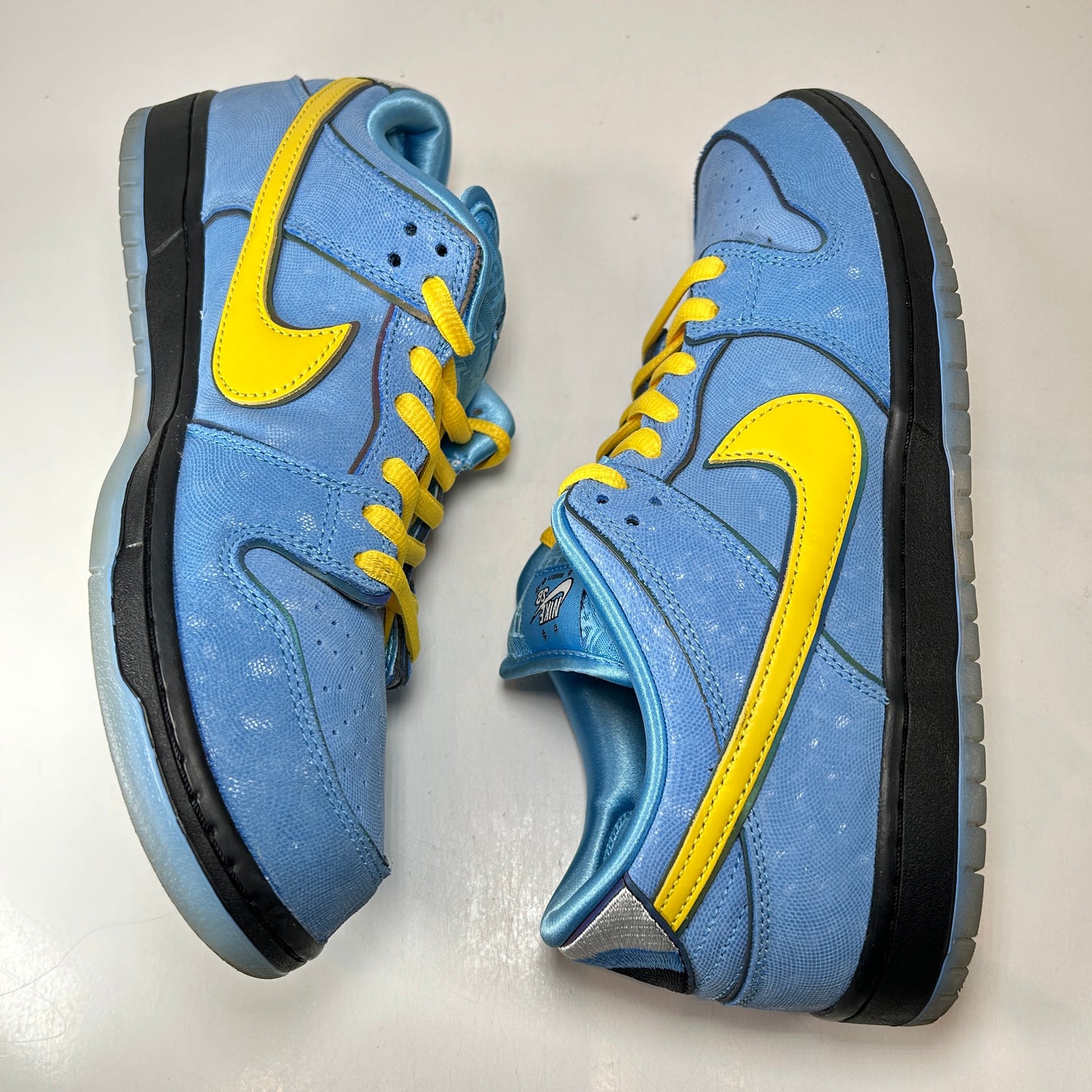 FZ8320 400 Nike SB Dunk Low Las Chicas Superpoderosas Burbujas