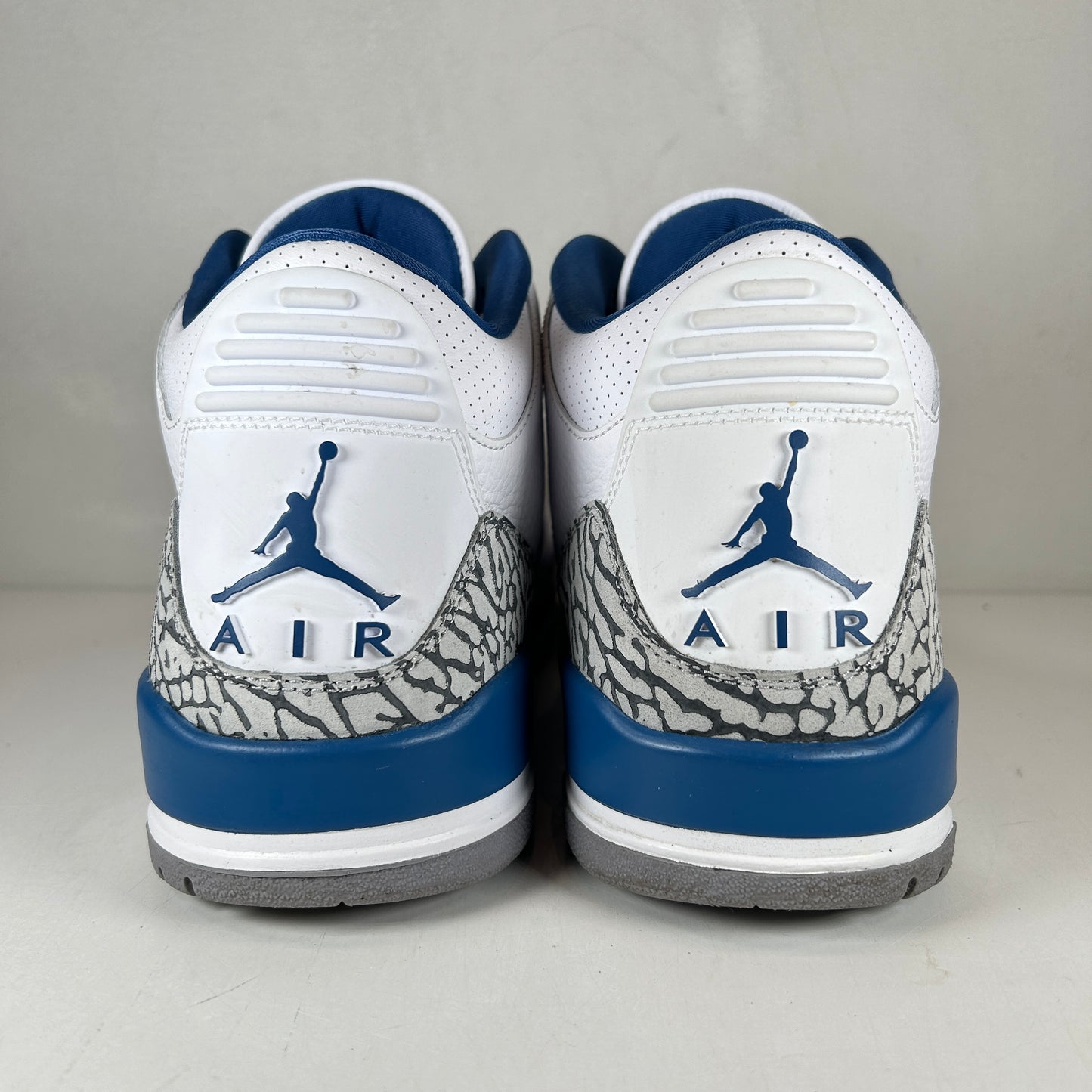 CT8532 148 Jordan 3 Retro Wizards [USED] - 11 M (Used2)
