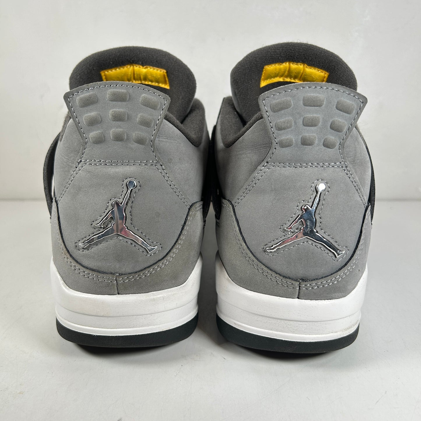308497 007 Jordan 4 Retro Cool Grey (2019) [USED] - 12 M (Used)