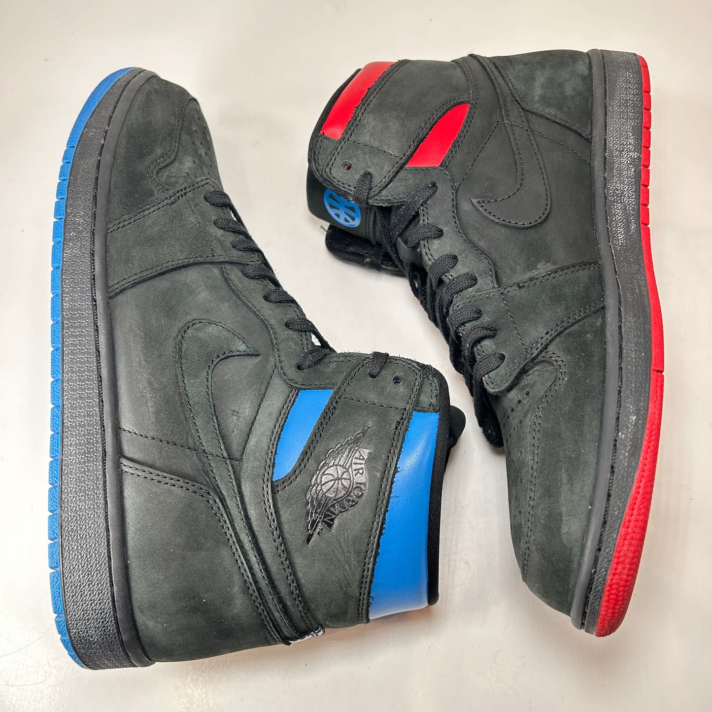 AH1040 054 Jordan 1 Retro High OG Quai 54 [USED] - 11 M (Used)