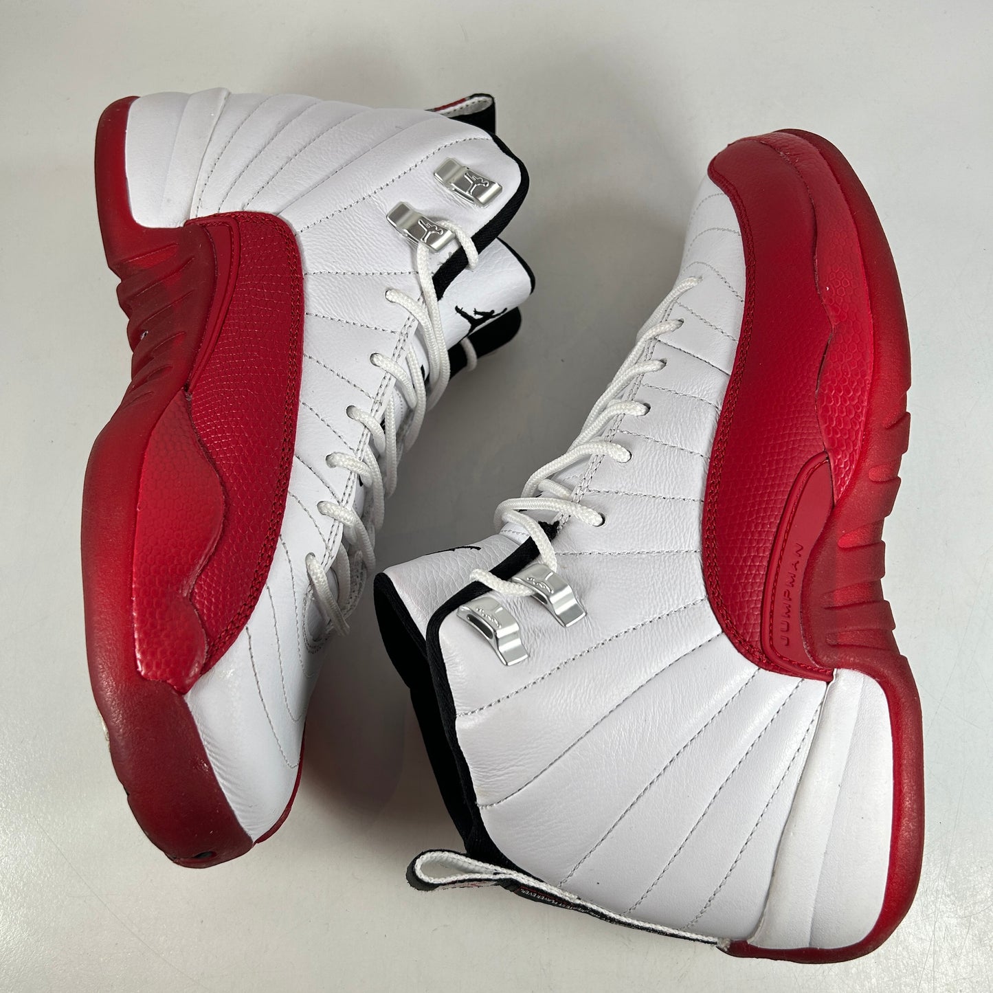 153265 116 Jordan 12 Retro Cherry (2023) (GS) [USED] - 7 Y (Used)
