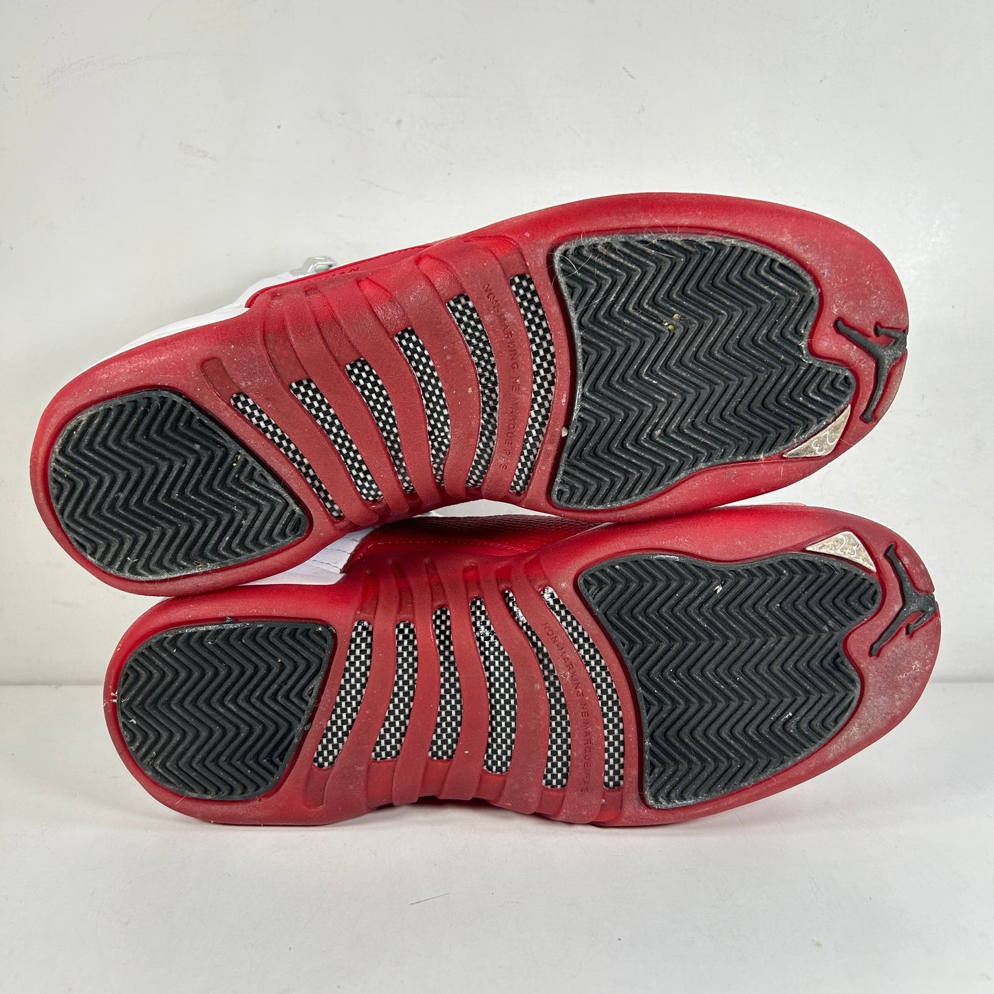 153265 116 Jordan 12 Retro Cherry (2023) (GS) [USED] - 7 Y (Used)