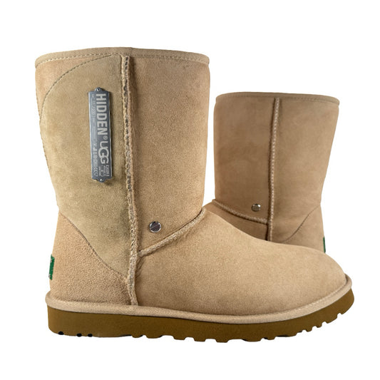 1183670 SAN UGG Classic Short Boot Hidden NY Sand